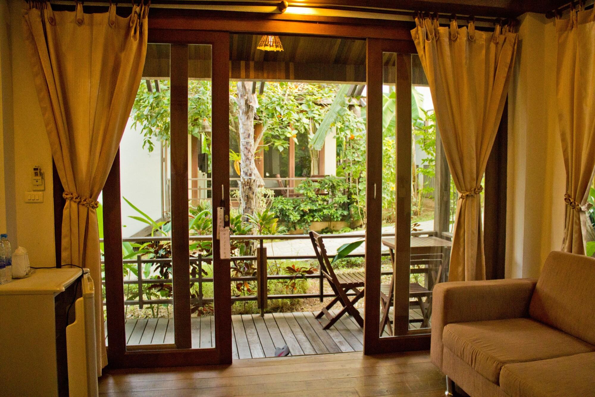 Sasitara Ko Samui
